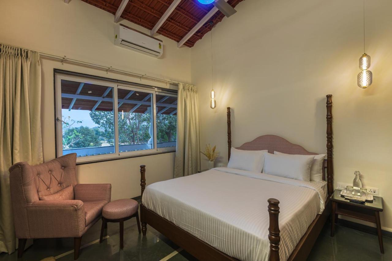 Saffronstays Mariposa By The River Rio, Karjat Eksteriør billede